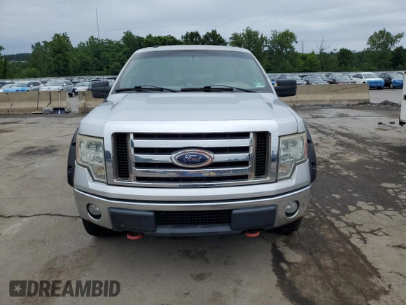 2010 Ford F-150 XL z VIN 1FTFX1EV6AFC40331, wystawiony jako Copart lot #62471035 z przebiegiem 147 619 mil mil oraz Czysty tytuł • Clean title. Historia ofert i sprzedaży dostępna na DreamBid. Obrazek 5.