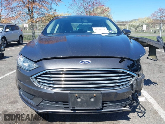 2017 Ford Fusion SE with VIN 3FA6P0H70HR107252, listed as a IAAI auction lot 42041332 with 121,255 mi miles. Bid and sale history available at carsss.com. Image 12.