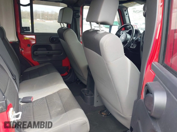 2007 Jeep Wrangler Unlimited X with VIN 1J4GA39197L120665, listed as a IAAI auction lot 41942349 with 189,860 mi miles and . Bid and sale history available at DreamBid. Image 8.