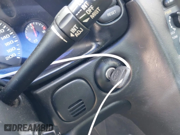 2004 Chevrolet Corvette with VIN 1G1YY22GX45107253, listed as a IAAI auction lot 42213996 with 169,178 mi miles and . Bid and sale history available at DreamBid. Image 11.
