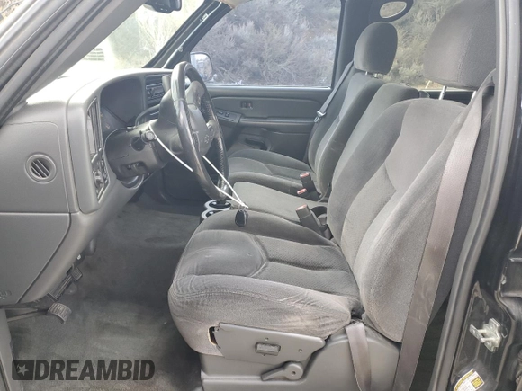2005 Chevrolet Silverado 1500 LS with VIN 2GCEC13T551223784, listed as a Copart auction lot 51628235 with 131,773 mi miles and Salvage Title. Bid and sale history available at DreamBid. Image 7.