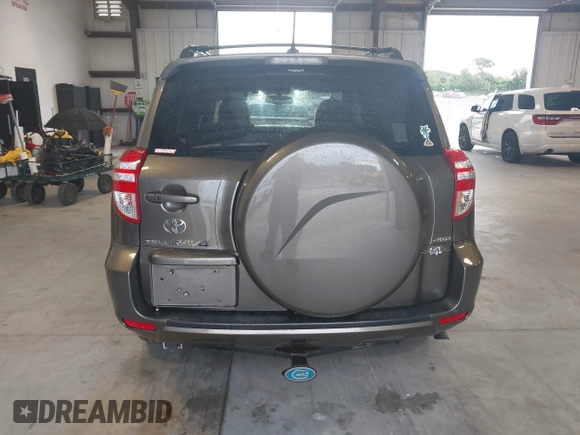 2010 Toyota RAV4 Limited z VIN 2T3DK4DV1AW034891, wystawiony jako IAAI lot #42645241 z przebiegiem 143 740 mil mil oraz . Historia ofert i sprzedaży dostępna na DreamBid. Obrazek 16.