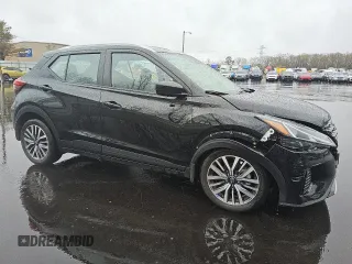 2024 Nissan Kicks SV z VIN 3N1CP5CV6RL510482, wystawiony jako Copart lot #51276095 z przebiegiem 13 649 mil mil oraz Czysty tytuł • Clean title. Historia ofert i sprzedaży dostępna na DreamBid. Obrazek 4.