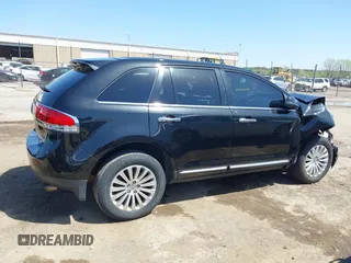2013 Lincoln MKX with VIN 2LMDJ6JKXDBL04359, listed as a IAAI auction lot 41974216 with 160,904 mi miles. Bid and sale history available at carsss.com. Image 13.
