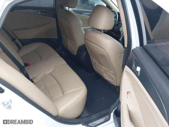 2015 Hyundai Sonata Hybrid Limited with VIN KMHEC4A45FA121983, listed as a IAAI auction lot 41544984 with 96,698 mi miles. Bid and sale history available at carsss.com. Image 8.