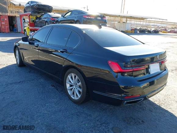 2020 BMW 7 Series 740i xDrive with VIN WBA7T4C06LGF97420, listed as a IAAI auction lot 41331207 with 126,676 mi miles. Bid and sale history available at carsss.com. Image 3.