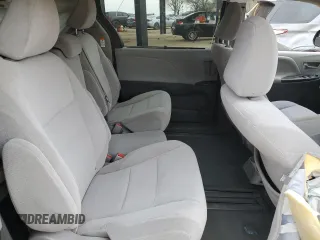 2020 Toyota Sienna LE Auto Access Seat with VIN 5TDKZ3DC7LS070827, listed as a Copart auction lot 45071994 with 101,563 mi miles and Salvage title. Bid and sale history available at DreamBid. Image 11.