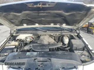 2005 Cadillac Escalade ESV z VIN 3GYFK66NX5G240695, wystawiony jako Copart lot #45814095 z przebiegiem 262 803 mil mil oraz Czysty tytuł • Clean title. Historia ofert i sprzedaży dostępna na DreamBid. Obrazek 12.