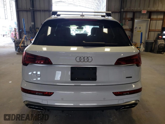 2022 Audi Q5 S line Prestige with VIN WA1FAAFY5N2032068, listed as a Copart auction lot 70009354 with 44,911 mi miles and Salvage Title. Bid and sale history available at carsss.com. Image 6.
