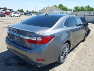 2018 Lexus ES with VIN 58ABK1GG1JU093377, listed as a IAAI auction lot 41980562 with 94,484 mi miles. Bid and sale history available at carsss.com. Image 4.