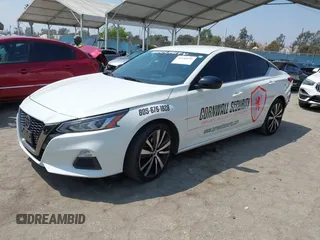 2022 Nissan Altima 2.5 SR with VIN 1N4BL4CVXNN324796, listed as a IAAI auction lot 42140691 with 62,501 mi miles. Bid and sale history available at carsss.com. Image 18.