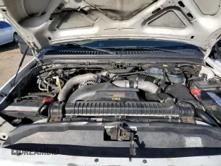 2005 Ford Excursion Eddie Bauer z VIN 1FMSU45P95EC14565, wystawiony jako Copart lot #84520134 z przebiegiem 276 698 mil mil oraz Szkoda całkowita • Salvage title. Historia ofert i sprzedaży dostępna na DreamBid. Obrazek 11.