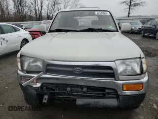 1998 Toyota 4Runner SR5 z VIN JT3HN86R0W0185043, wystawiony jako Copart lot #43425065 z przebiegiem 195 992 mil mil oraz Szkoda całkowita • Salvage title. Historia ofert i sprzedaży dostępna na DreamBid. Obrazek 5.