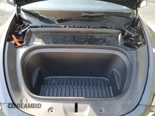 2024 Tesla Model Y Long Range with VIN 7SAYGDEE4RA299503, listed as a Copart auction lot 61950585 with 17,077 mi miles and Salvage title. Bid and sale history available at DreamBid. Image 11.