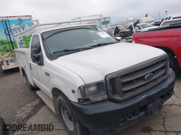 2002 Ford Super Duty F-250 XL with VIN 1FTNF20LX2EB69376, listed as a IAAI auction lot 38393894 with 1 mi miles. Bid and sale history available at carsss.com. Image 1.