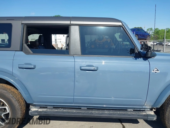 2024 Ford Bronco Outer Banks with VIN 1FMDE8BH8RLB07390, listed as a IAAI auction lot 41984960 with 4,528 mi miles and . Bid and sale history available at DreamBid. Image 12.