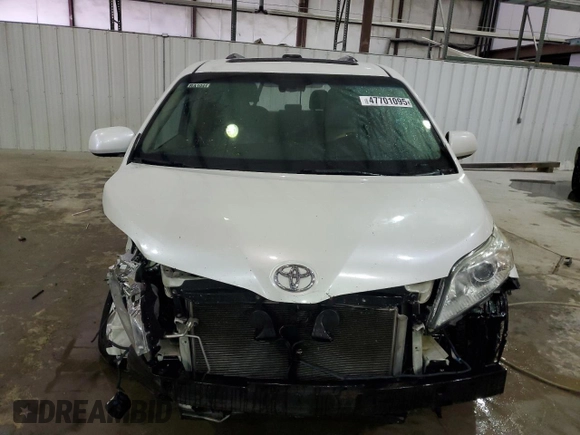 2011 Toyota Sienna XLE AAS с VIN 5TDYK3DC5BS005469, выставлен на аукционе Copart как лот 47701095 с пробегом 199 334 миль миль и На запчасти • Non repairable. История ставок и продаж доступна на DreamBid. Изображение 5.