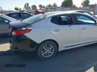 2013 Kia Optima SX с VIN 5XXGR4A6XDG104501, выставлен на аукционе IAAI как лот 42238868 с пробегом Не указан миль и . История ставок и продаж доступна на DreamBid. Изображение 15.