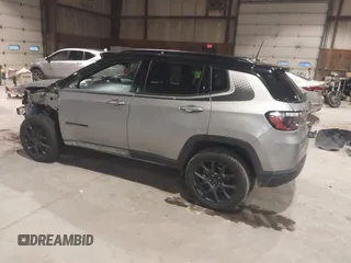2022 Jeep Compass Latitude с VIN 3C4NJDBB6NT197114, выставлен на аукционе IAAI как лот 41052368 с пробегом 87 354 миль миль и . История ставок и продаж доступна на DreamBid. Изображение 3.