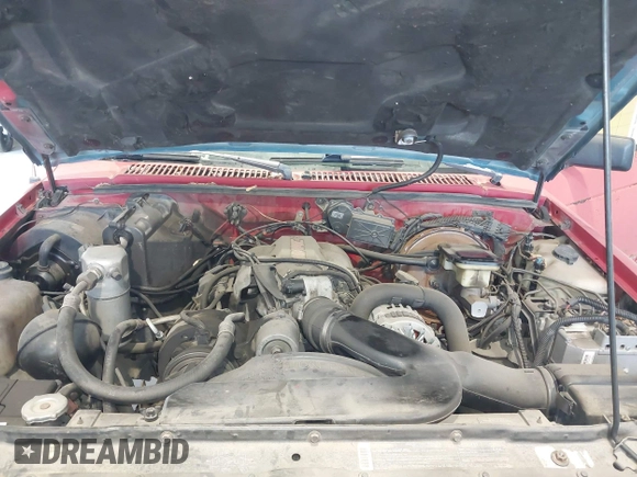 1993 Chevrolet Blazer z VIN 1GNDT13W2P2202181, wystawiony jako IAAI lot #42563244 z przebiegiem 143 439 mil mil oraz . Historia ofert i sprzedaży dostępna na DreamBid. Obrazek 10.