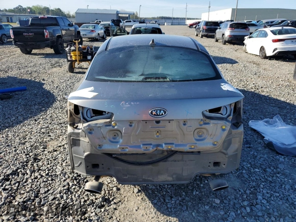 2012 Kia Optima LX z VIN 5XXGM4A7XCG077323, wystawiony jako Copart lot #50527465 z przebiegiem 194 243 mil mil oraz Szkoda całkowita • Salvage title. Historia ofert i sprzedaży dostępna na DreamBid. Obrazek 6.