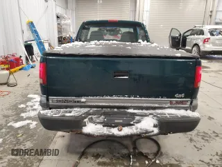 1998 GMC Sonoma SLS with VIN 1GTCT19XXW8528083, listed as a Copart auction lot 88226815 with 117,258 mi miles and Clean Title. Bid and sale history available at carsss.com. Image 6.