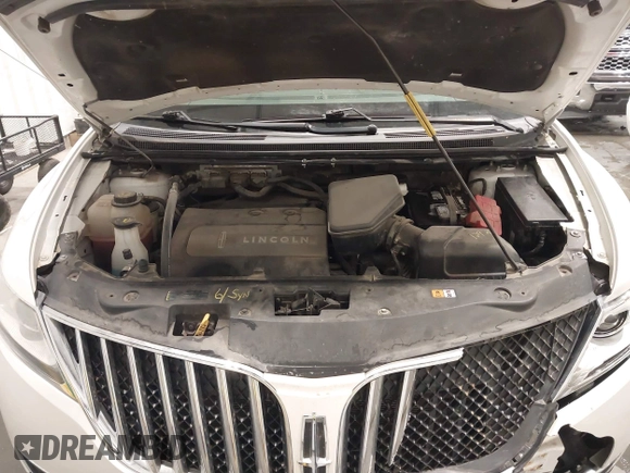 2011 Lincoln MKX with VIN 2LMDJ8JKXBBJ34612, listed as a IAAI auction lot 41775743 with 137,810 mi miles and . Bid and sale history available at DreamBid. Image 10.