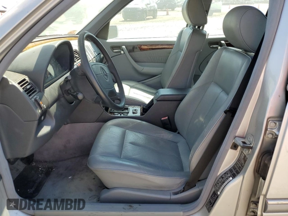 1998 Mercedes-Benz C 230/260/280/320 with VIN WDBHA23G6WA610121, listed as a Copart auction lot 68589184 with 134,147 mi miles and Salvage Title. Bid and sale history available at carsss.com. Image 7.