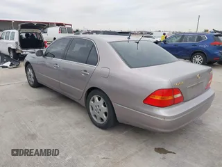 2001 Lexus LS 430 z VIN JTHBN30F210015017, wystawiony jako IAAI lot #41318606 z przebiegiem 173 409 mil mil oraz . Historia ofert i sprzedaży dostępna na DreamBid. Obrazek 3.