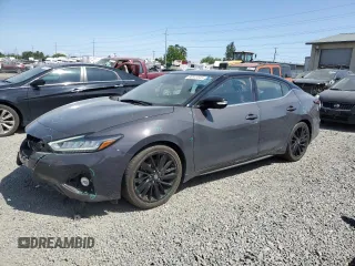 2021 Nissan Maxima Platinum with VIN 1N4AA6FV2MC501540, listed as a Copart auction lot 60541545 with 18,442 mi miles and Salvage title. Bid and sale history available at DreamBid. Image 1.