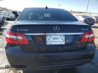 2013 Mercedes-Benz E 550 Sport z VIN WDDHF9BB7DA722074, wystawiony jako Copart lot #83458924 z przebiegiem 159 755 mil mil oraz Szkoda całkowita • Salvage title. Historia ofert i sprzedaży dostępna na DreamBid. Obrazek 6.
