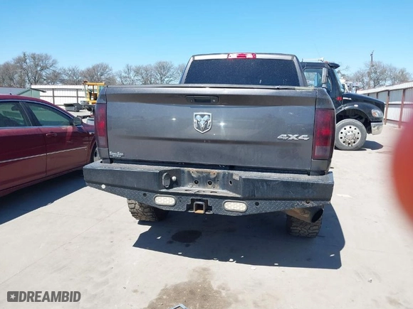 2018 Ram 2500 Tradesman with VIN 3C6UR5CLXJG295980, listed as a IAAI auction lot 41748438 with 146,519 mi miles. Bid and sale history available at carsss.com. Image 17.