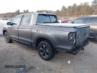 2020 Honda Ridgeline RTL-E with VIN 5FPYK3F70LB008292, listed as a IAAI auction lot 41357744 with 81,961 mi miles and . Bid and sale history available at DreamBid. Image 3.