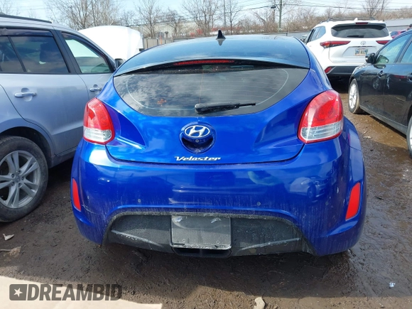 2013 Hyundai Veloster w/Black Int with VIN KMHTC6ADXDU170420, listed as a IAAI auction lot 41655443 with 157,800 mi miles and . Bid and sale history available at DreamBid. Image 16.