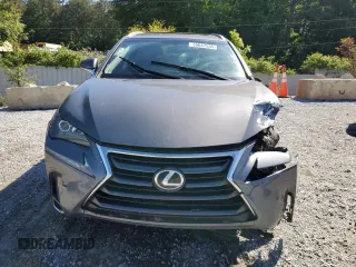 2015 Lexus NX 200t z VIN JTJYARBZ1F2000471, wystawiony jako Copart lot #55647535 z przebiegiem 283 571 mil mil oraz Szkody całkowita. Historia ofert i sprzedaży dostępna na DreamBid. Obrazek 5.