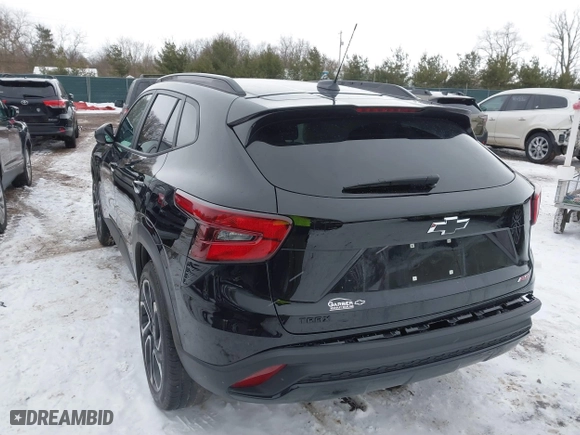 2025 Chevrolet Trax 2RS with VIN KL77LJEP7SC033660, listed as a IAAI auction lot 41607877 with 6,688 mi miles. Bid and sale history available at carsss.com. Image 3.