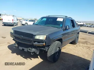 2004 Chevrolet Avalanche Z66 with VIN 3GNEC12T14G140285, listed as a IAAI auction lot 42065602 with 198,924 mi miles and . Bid and sale history available at DreamBid. Image 2.