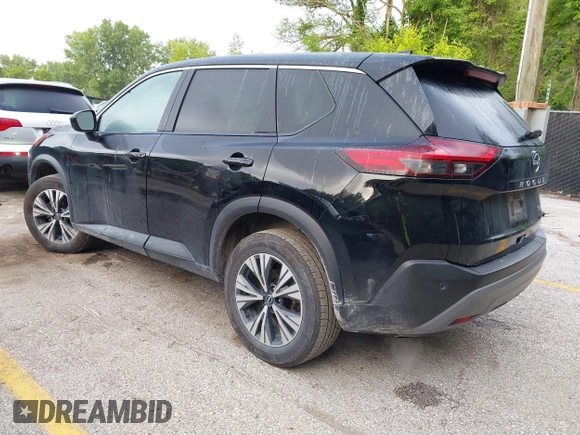 2023 Nissan Rogue SV z VIN JN8BT3BA7PW421121, wystawiony jako IAAI lot #42335059 z przebiegiem 57 866 mil mil oraz . Historia ofert i sprzedaży dostępna na DreamBid. Obrazek 3.