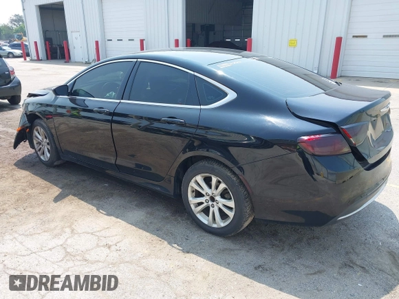 2015 Chrysler 200 Limited с VIN 1C3CCCABXFN538176, выставлен на аукционе IAAI как лот 42423397 с пробегом Не указан миль и . История ставок и продаж доступна на DreamBid. Изображение 3.