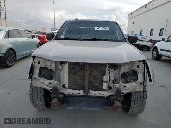 2004 GMC Canyon 1SB SLE Z85 with VIN 1GTDT136948181668, listed as a Copart auction lot 47780585 with 281,664 mi miles and Salvage Title. Bid and sale history available at carsss.com. Image 5.
