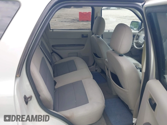 2008 Ford Escape XLT с VIN 1FMCU03118KD15147, выставлен на аукционе IAAI как лот 42223618 с пробегом 146 868 миль миль и . История ставок и продаж доступна на DreamBid. Изображение 8.