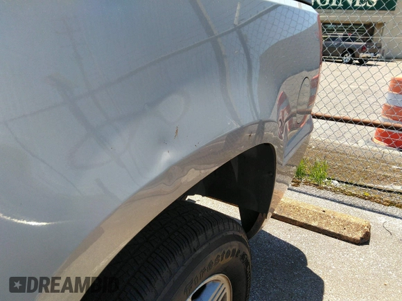 2007 Chevrolet Avalanche LTZ z VIN 3GNEC12087G182432, wystawiony jako IAAI lot #42344553 z przebiegiem Nie podano mil oraz . Historia ofert i sprzedaży dostępna na DreamBid. Obrazek 6.