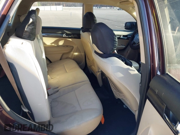 2011 Kia Sorento LX with VIN 5XYKT4A24BG148043, listed as a IAAI auction lot 41822246 with 208,824 mi miles and . Bid and sale history available at DreamBid. Image 8.