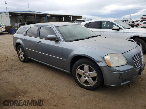 2006 Dodge Magnum SXT with VIN 2D4GZ47V76H473558, listed as a Copart auction lot 72087564 with 122,810 mi miles and Salvage Title. Bid and sale history available at DreamBid. Image 4.