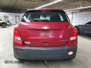 2015 Chevrolet Trax LS with VIN KL7CJKSB9FB120216, listed as a Copart auction lot 52504455 with 97,192 mi miles and Clean Title. Bid and sale history available at carsss.com. Image 6.