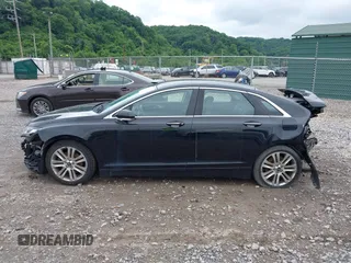 2016 Lincoln MKZ with VIN 3LN6L2J93GR628876, listed as a IAAI auction lot 42507366 with 132,149 mi miles and . Bid and sale history available at DreamBid. Image 14.