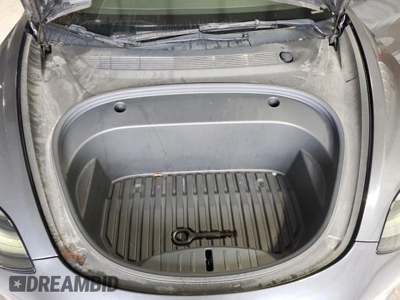2022 Tesla Model 3 Long Range z VIN 5YJ3E1EB6NF289327, wystawiony jako Copart lot #58176825 z przebiegiem 120 883 mil mil oraz Czysty tytuł • Clean title. Historia ofert i sprzedaży dostępna na DreamBid. Obrazek 11.