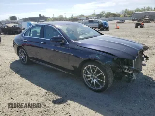 2022 Mercedes-Benz E-Class E 350 with VIN W1KZF8DB9NB025609, listed as a Copart auction lot 51871445 with 65,539 mi miles and Salvage Title. Bid and sale history available at carsss.com. Image 4.