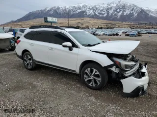 2018 Subaru Outback Touring with VIN 4S4BSATC2J3346836, listed as a Copart auction lot 43724705 with 112,914 mi miles and Salvage Title. Bid and sale history available at carsss.com. Image 4.