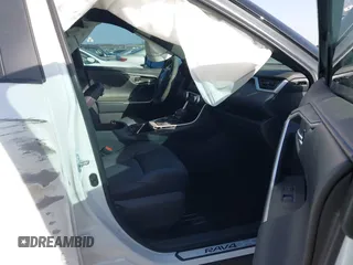 2024 Toyota RAV4 Hybrid XSE with VIN 2T3E6RFV1RW082924, listed as a IAAI auction lot 41747641 with Not Provided miles and . Bid and sale history available at DreamBid. Image 5.